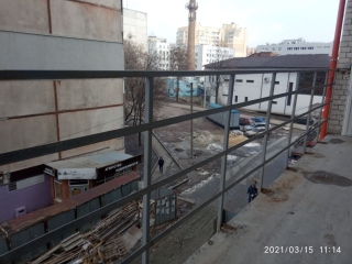 ЖК "Полтавский Шлях,144": монтаж металлических ограждений балконов и пожарных лоджий